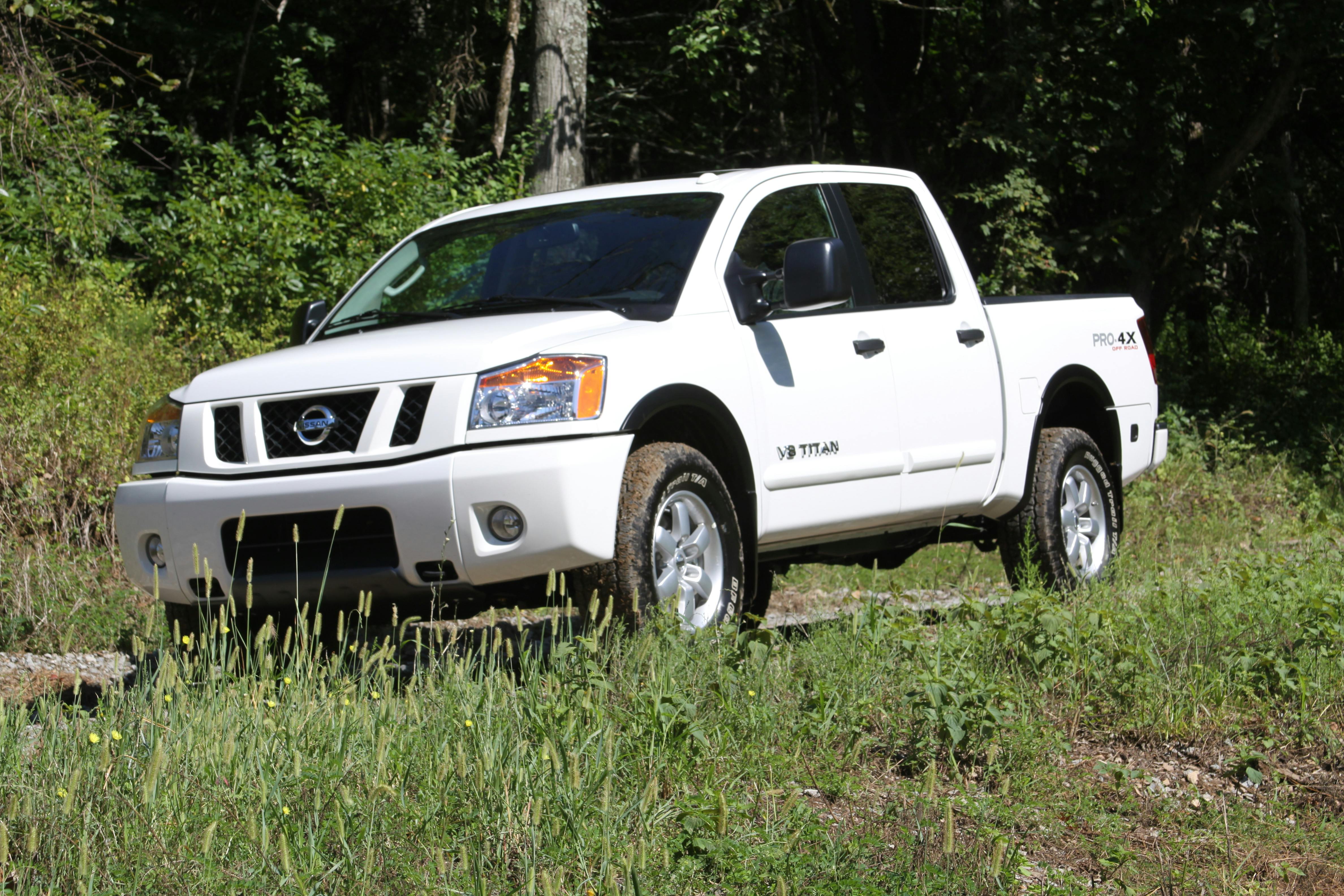 2011 Nissan Titan Pro4x 04