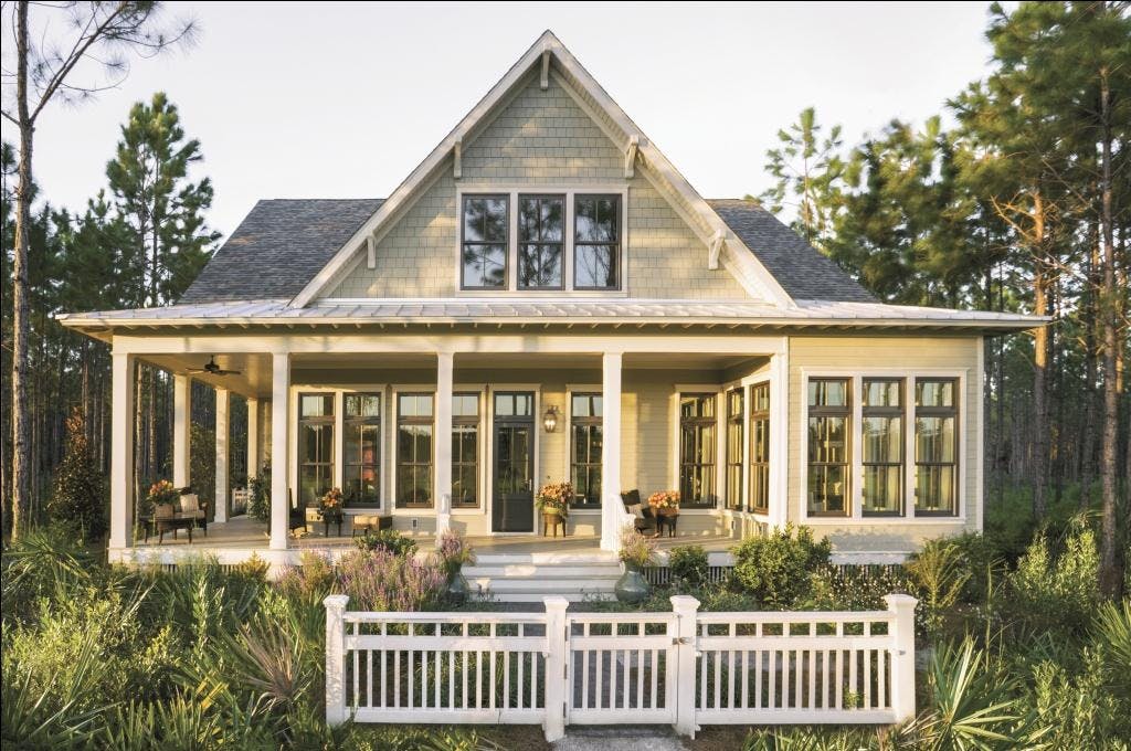 Jeld-Wen Siteline EX Wood Double-Hung windows made with AuraLast wood.