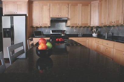 670c38b1151d9ba9a38eeaf9 Kitch2