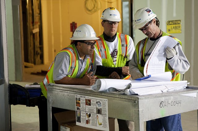 670c39bd9688043a85823a4a 3contractors 0