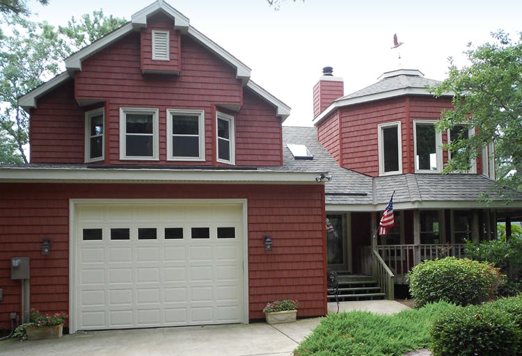 670c3a546510956f3dd120cb Main 1