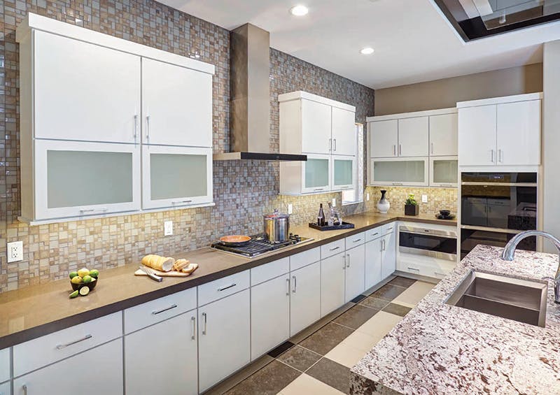 kitchen remodel using mid continent cabinetry
