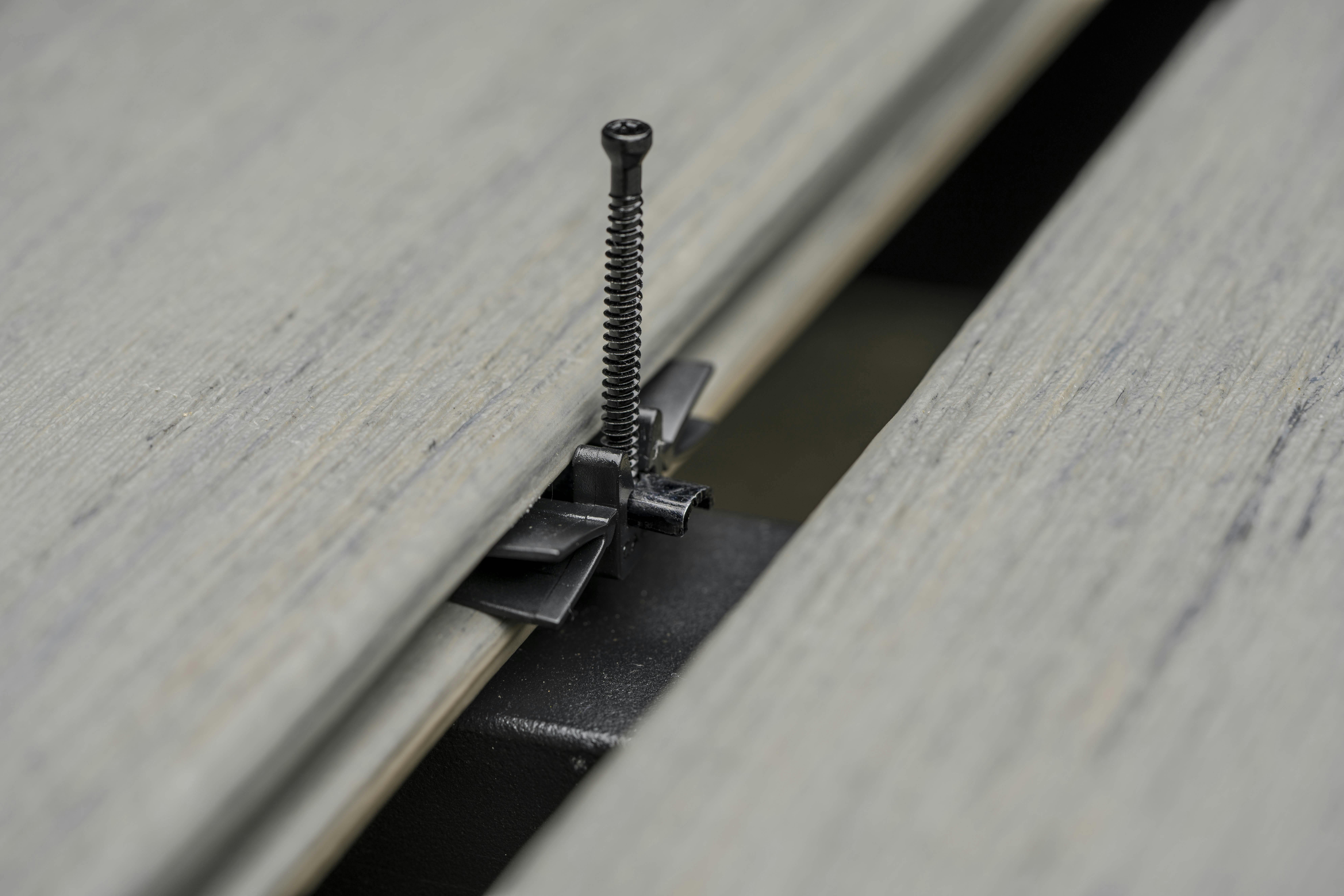 EdgexMetal Clip for metal framing