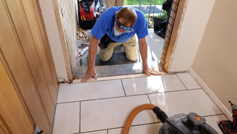 Dreamstyle Remodeling door install