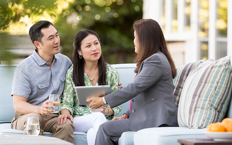 Wells Fargo&rsquo;s easy-to-use mobile tools let your team focus on the job, not on paperwork.