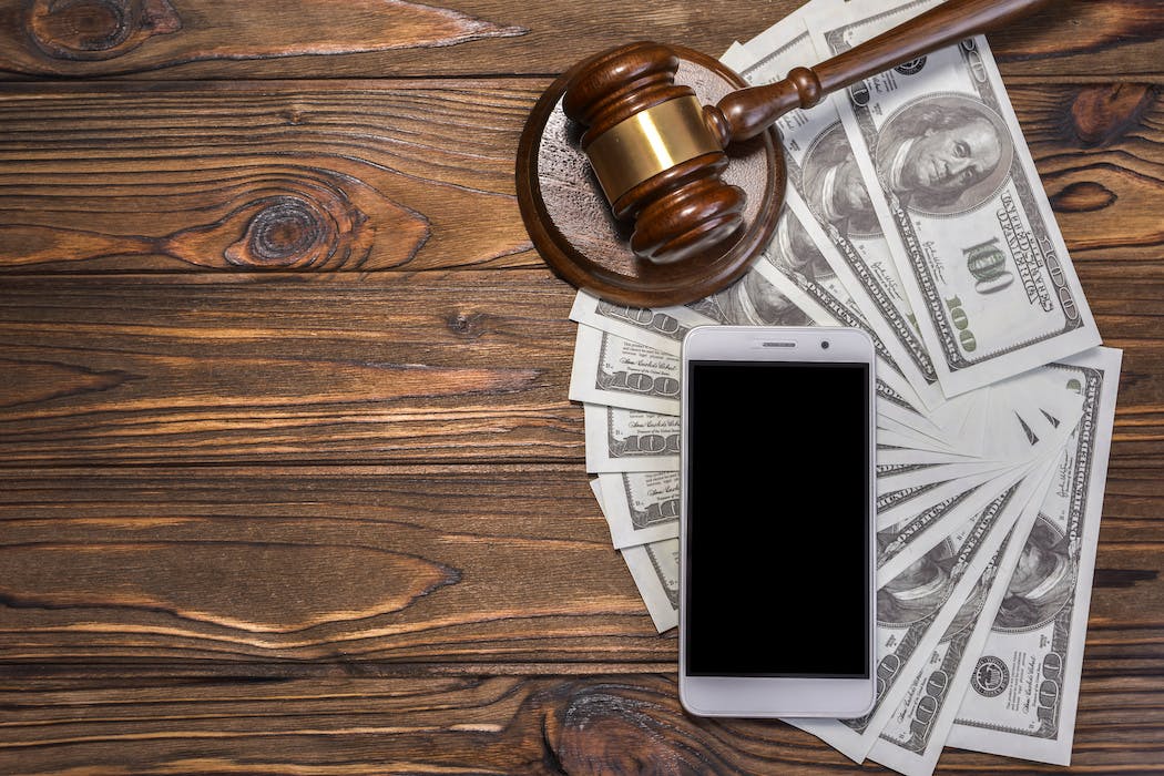 contractor texting laws