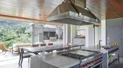 nkba outdoor luxury kitchen