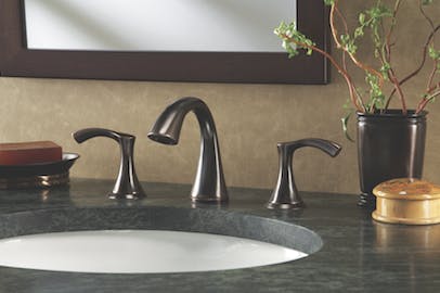 670c60b59688040c5c824132 Danze 0