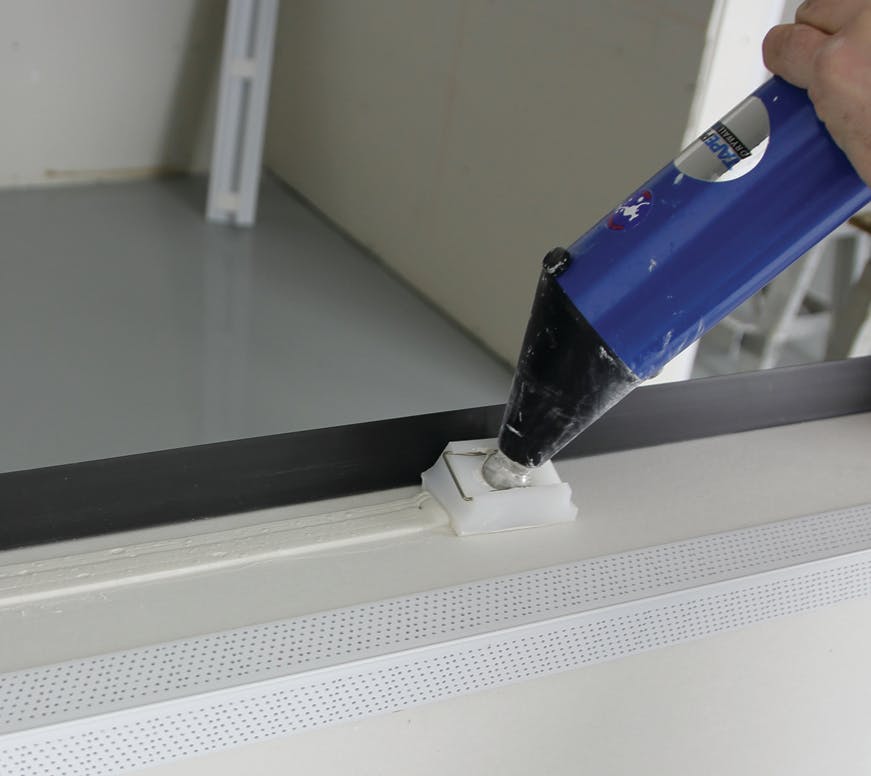 670c6140af93c9b880905369 Tapepro20flat20mud20head