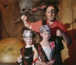 Disney%20 Official%20 Pirate%20 Picture%202011%20 Small Web Disney%20 Official%20 Pirate%20 Picture%202011%20 Small Web