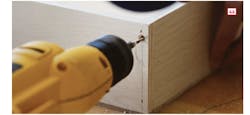 How to make drawer boxes—predrill countersunk pilot holes How to make drawer boxes—predrill countersunk pilot holes